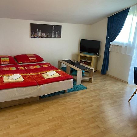 Apartments Dora Poreč Eksteriør billede